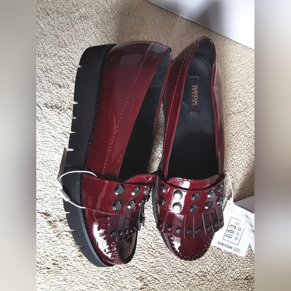 Geox Respira Patent Leather Oxblood Loafers Fringe Studs - Picture 4 of 12